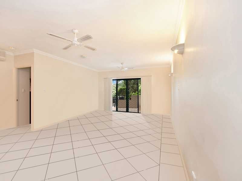 6/310-316 Lake Street, Cairns North QLD 4870