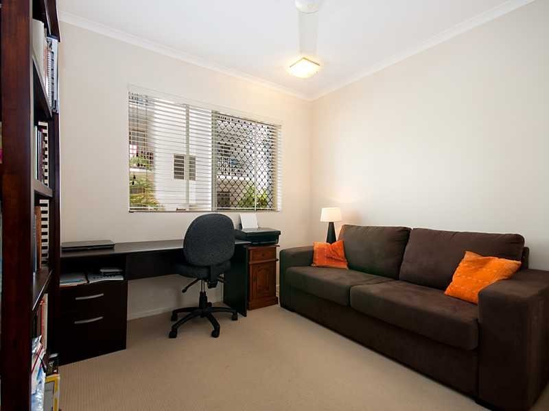 13/210 Grafton Street, Cairns North QLD 4870