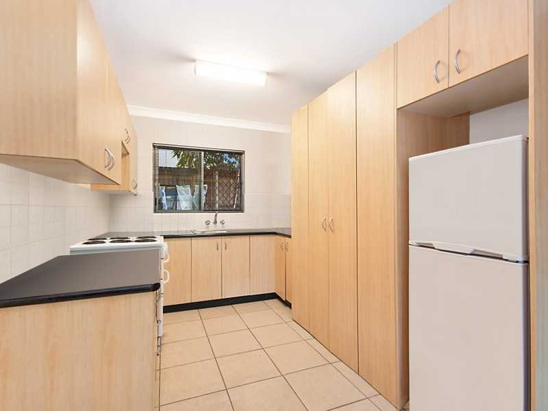 1/347 Lake Street, Cairns North QLD 4870