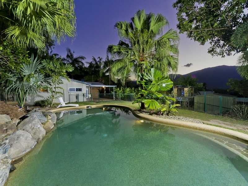 8 Longden Street, Brinsmead QLD 4870