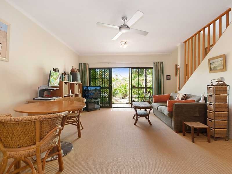 3/23 Hibiscus Lane, Holloways Beach QLD 4878
