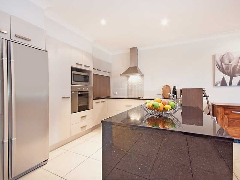 2/27-29 Pembroke Street, Parramatta Park QLD 4870