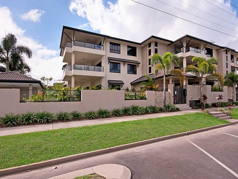 2/27-29 Pembroke Street, Parramatta Park QLD 4870