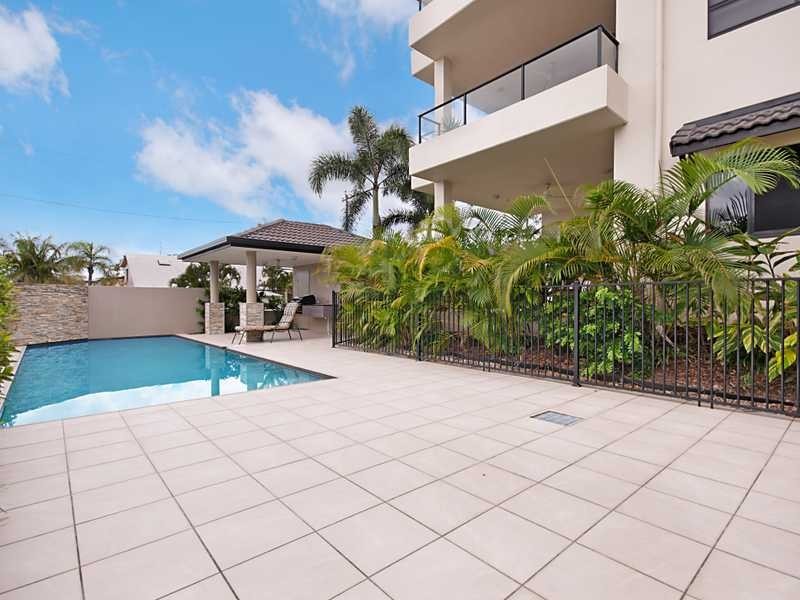 2/27-29 Pembroke Street, Parramatta Park QLD 4870