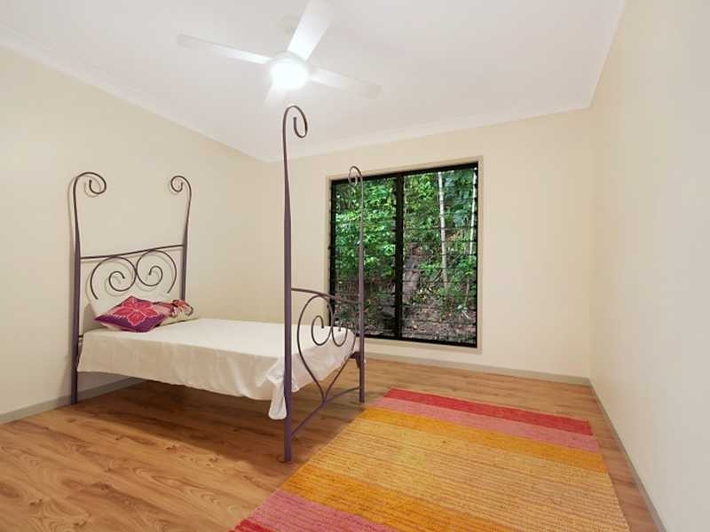 30 Cascades Drive, Redlynch QLD 4870