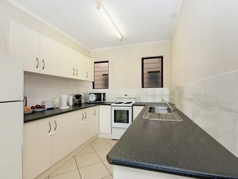 6/49 Digger Street, Cairns North QLD 4870