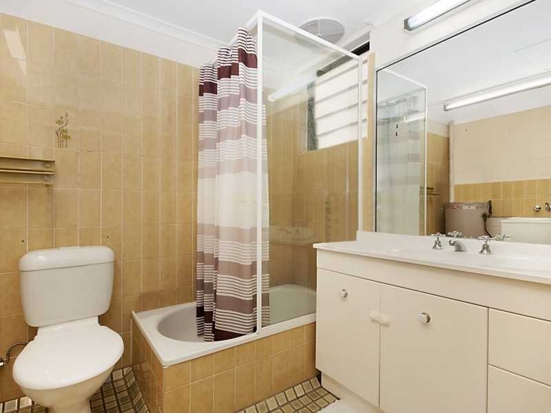 6/49 Digger Street, Cairns North QLD 4870