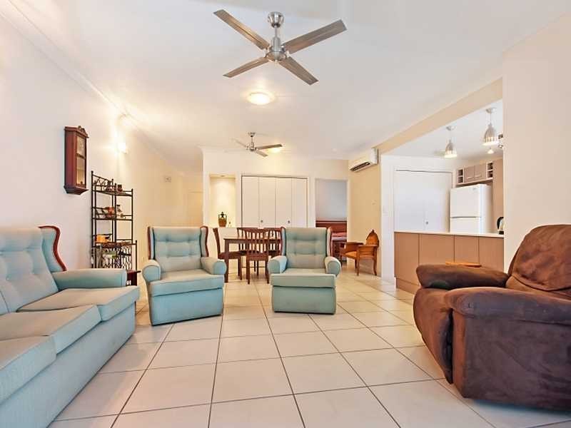 4/172 McLeod Street, Cairns North QLD 4870