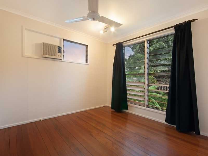 76 Boden Street, Edge Hill QLD 4870