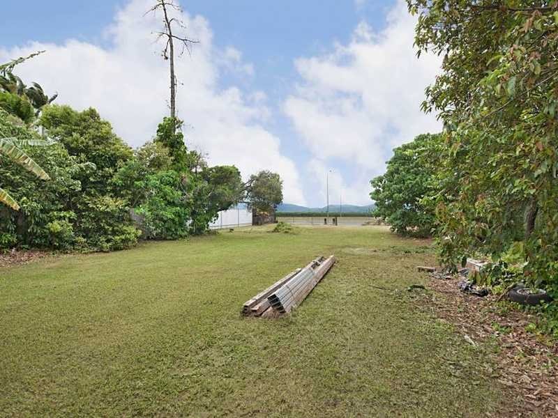 203 Bruce Highway, Edmonton QLD 4869