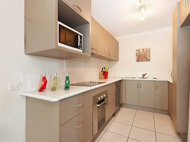 32/164 Spence Street, Cairns QLD 4870