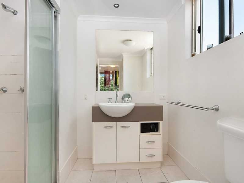 32/164 Spence Street, Cairns QLD 4870