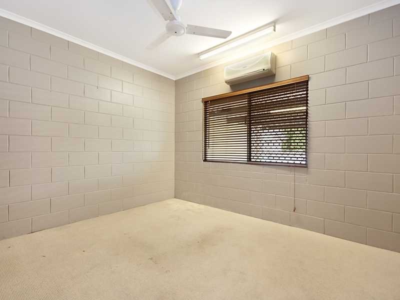 1/10 Mulligan Street, Manoora QLD 4870