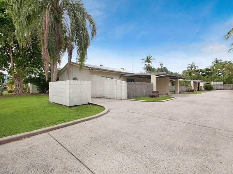 1/10 Mulligan Street, Manoora QLD 4870