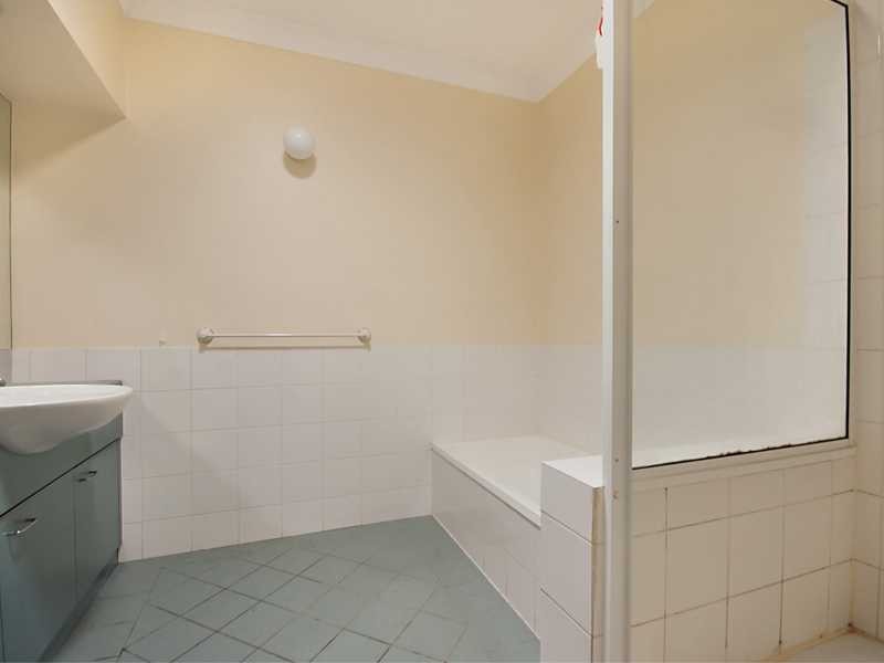 12/17 Digger Street, Cairns North QLD 4870