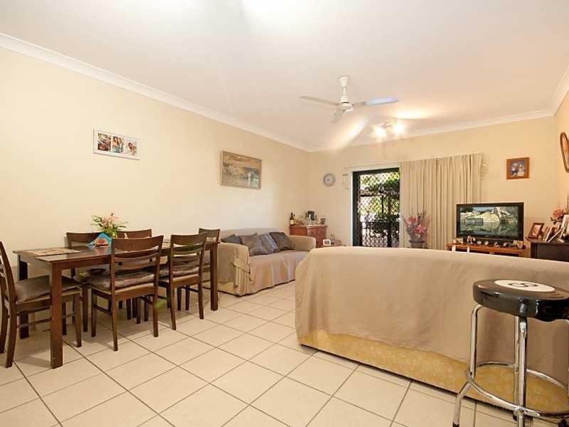 15/3-9 Stratford Parade, Stratford QLD 4870