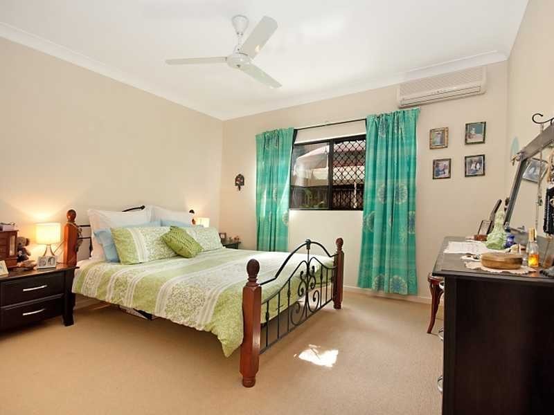 15/3-9 Stratford Parade, Stratford QLD 4870