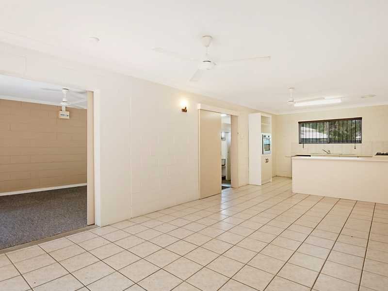 1/10 Cassia Street, Edge Hill QLD 4870