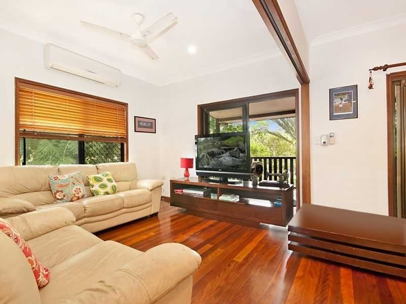 8 Willandra Court, Caravonica QLD 4878