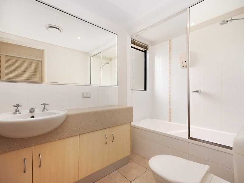 22/93-95 McLeod Street, Cairns City QLD 4870