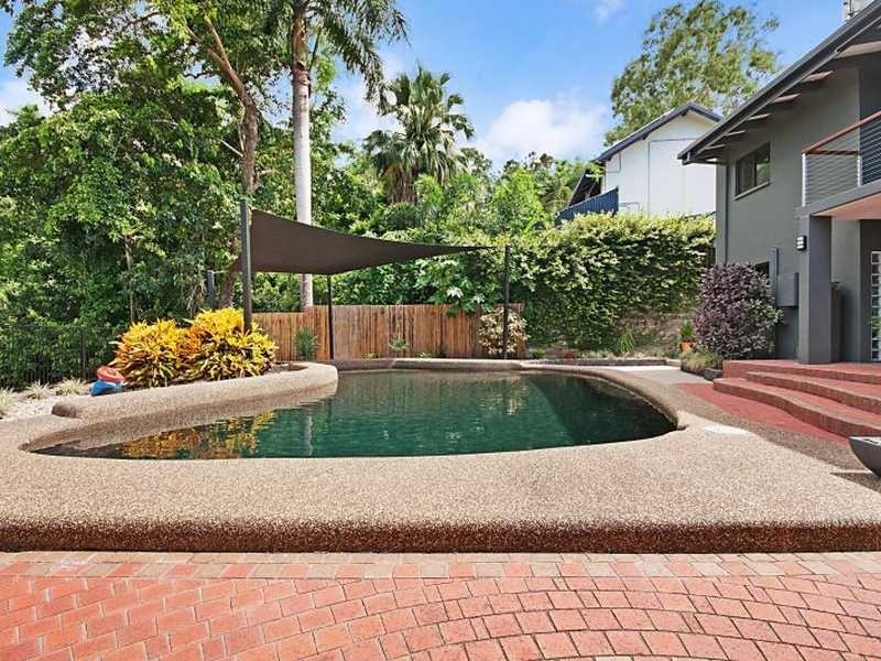 15 Slate Close, Brinsmead QLD 4870