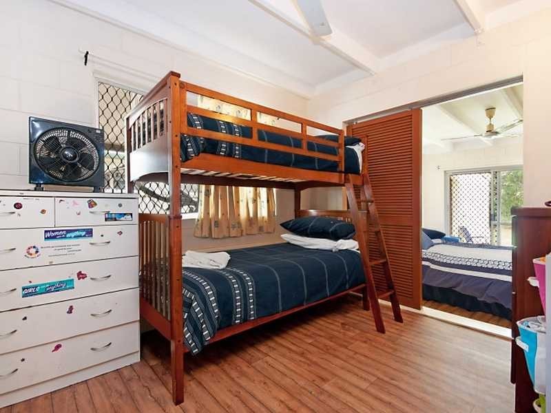 159 Greenslopes Street, Edge Hill QLD 4870