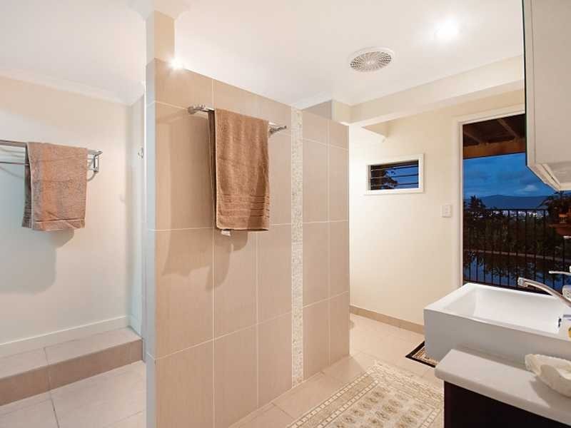 13 Julian Close, Mooroobool QLD 4870
