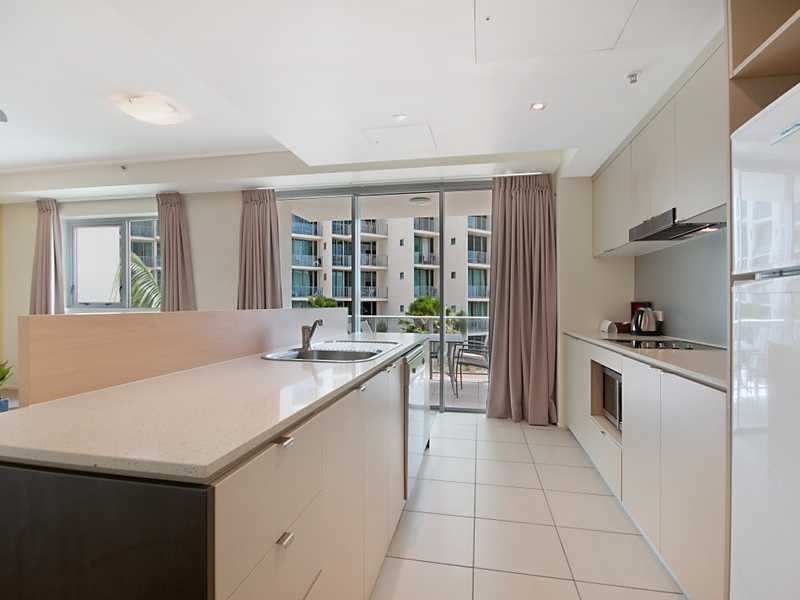20402/99 Esplanade, Cairns City QLD 4870