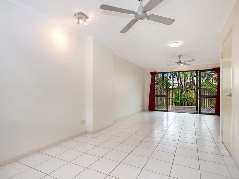 12/17 Balaclava Rd, Earlville QLD 4870