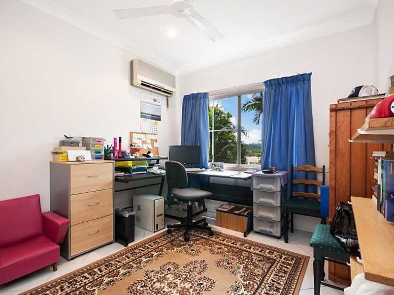 1 Maria Street, Flying Fish Point QLD 4860
