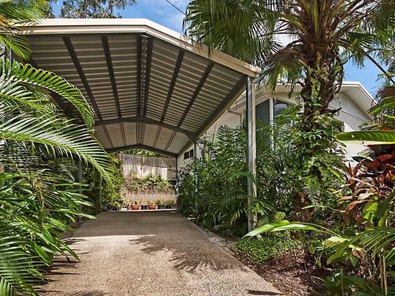 1 Maria Street, Flying Fish Point QLD 4860