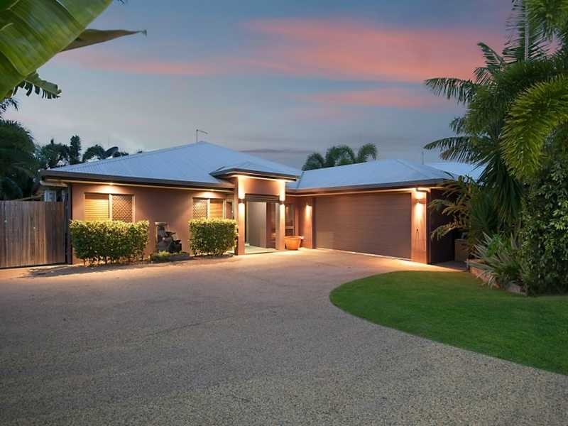 7 Teraglin Street, Kanimbla QLD 4870
