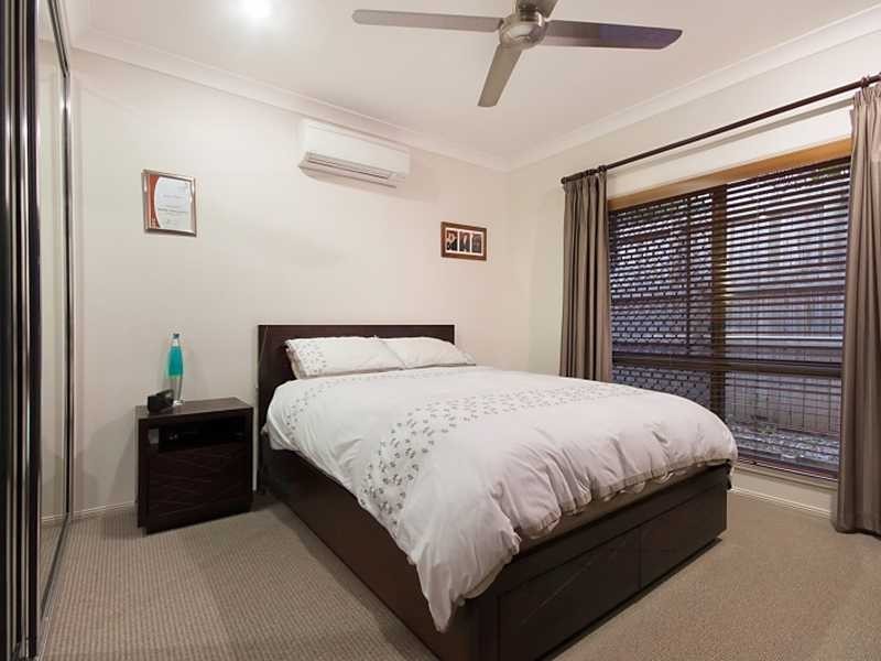 7 Teraglin Street, Kanimbla QLD 4870