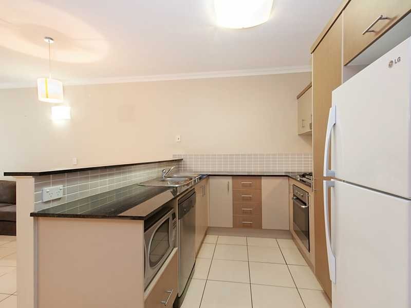 101/12 Gregory Street, Cairns QLD 4870