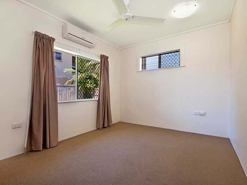 262 Buchan Street, Westcourt QLD 4870