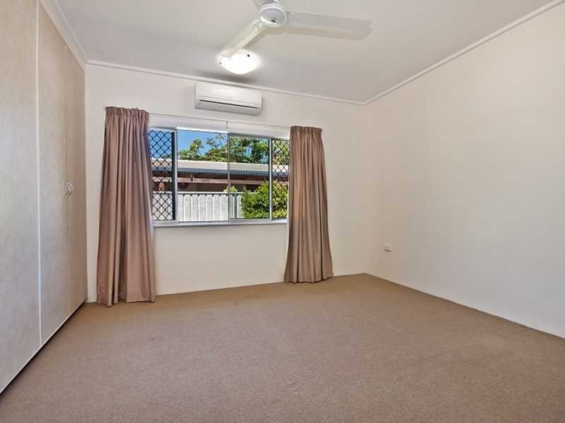 262 Buchan Street, Westcourt QLD 4870