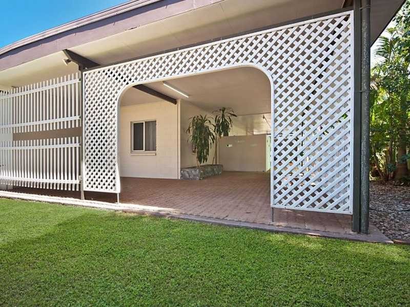 262 Buchan Street, Westcourt QLD 4870