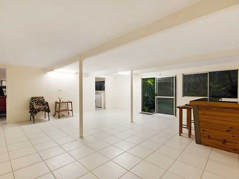 1 Mazlin Street, Edge Hill QLD 4870