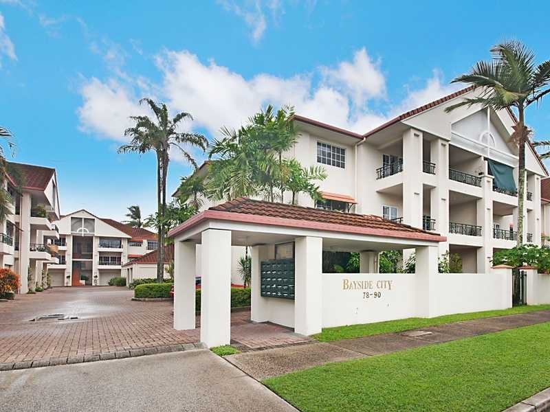 44/327 Lake Street, Cairns North QLD 4870