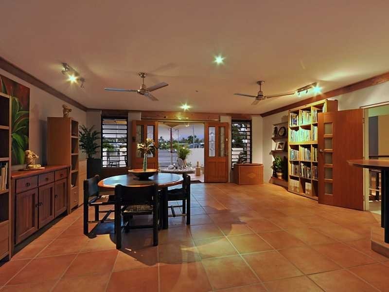 10 Richardson Street, Edge Hill QLD 4870