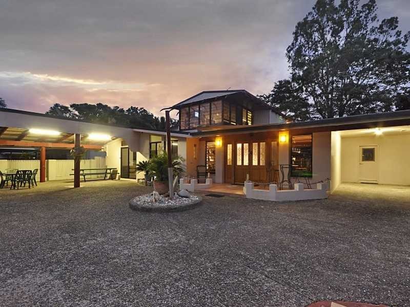 10 Richardson Street, Edge Hill QLD 4870