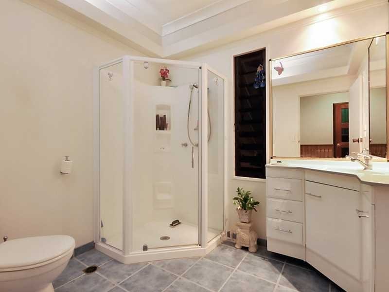 10 Richardson Street, Edge Hill QLD 4870