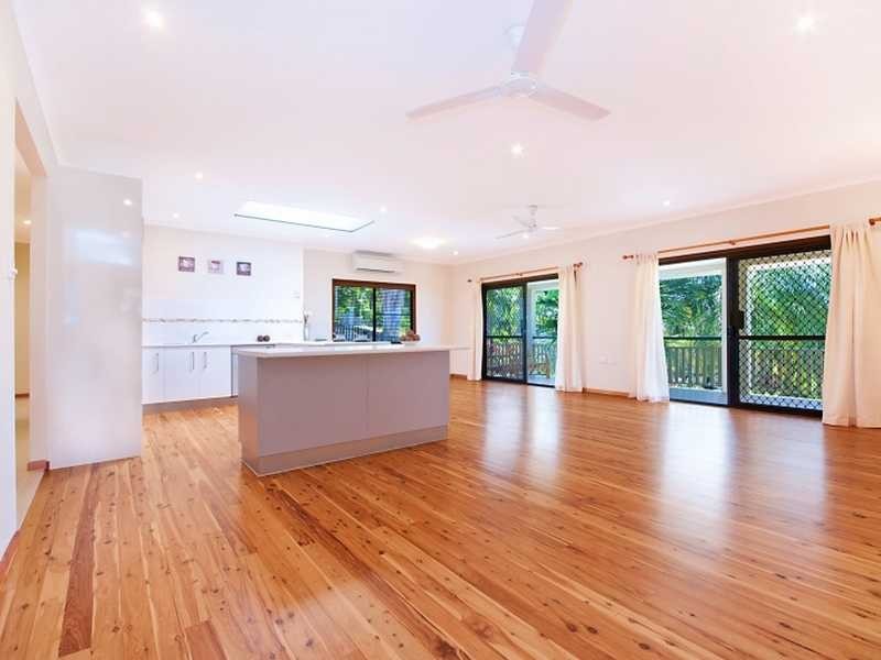 11 Minerva Avenue, Mooroobool QLD 4870
