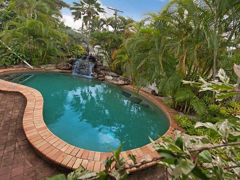 101 Callaghan Street, Mooroobool QLD 4870