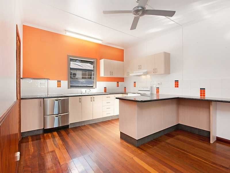101 Callaghan Street, Mooroobool QLD 4870