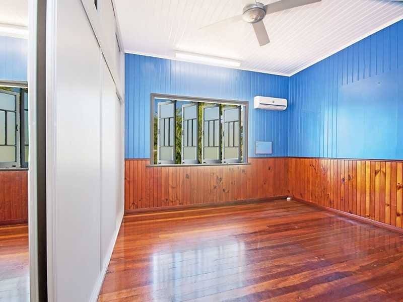 101 Callaghan Street, Mooroobool QLD 4870