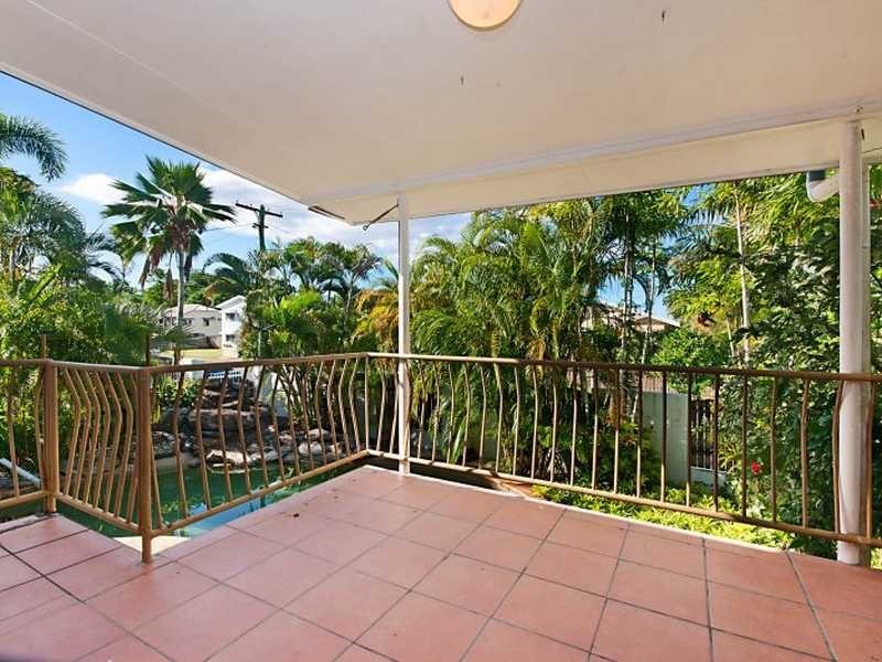 101 Callaghan Street, Mooroobool QLD 4870
