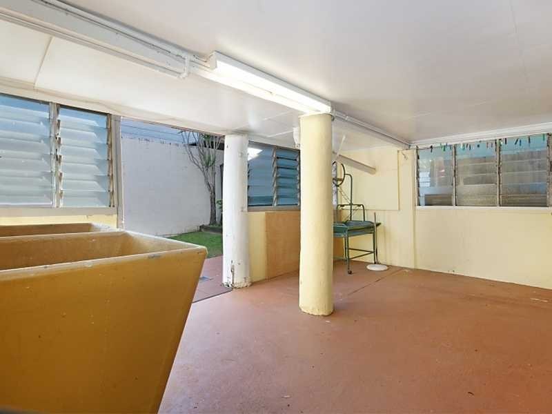 101 Callaghan Street, Mooroobool QLD 4870
