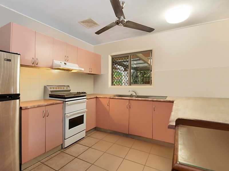 13 Oxley Street, Edge Hill QLD 4870