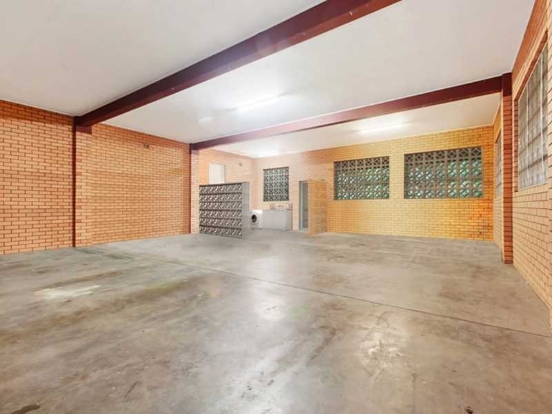 42 Casella Street, Earlville QLD 4870